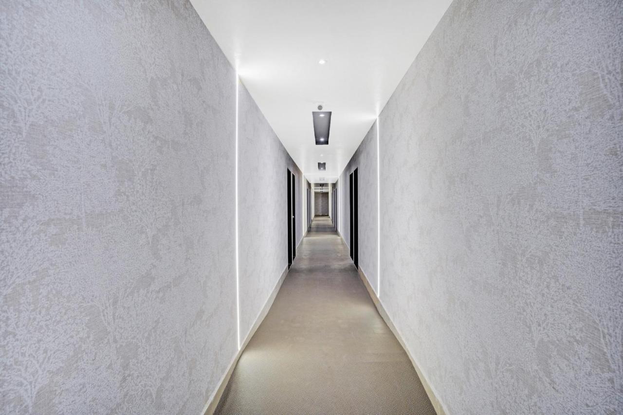 Collection O 83775 Hotel 4King スーラト エクステリア 写真