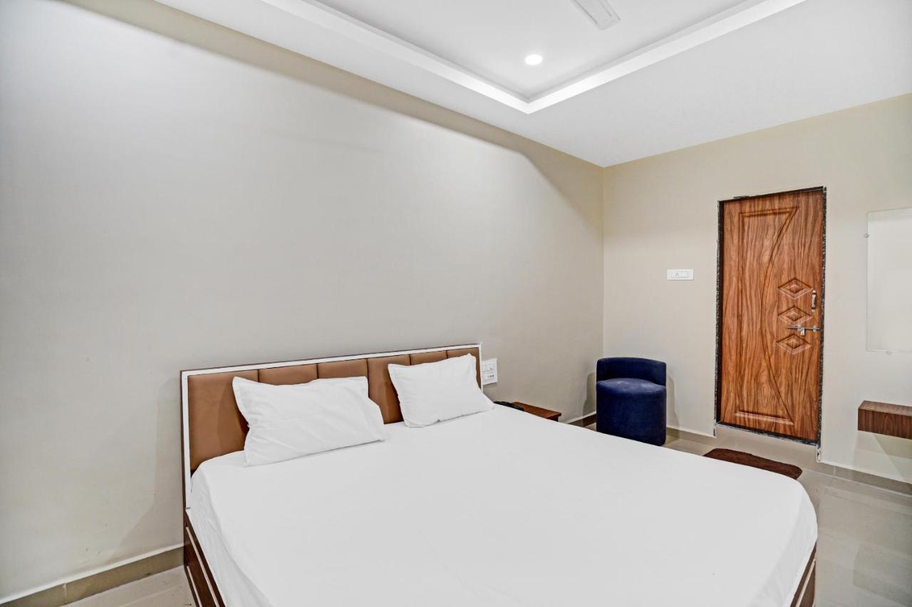 Collection O 83775 Hotel 4King スーラト エクステリア 写真